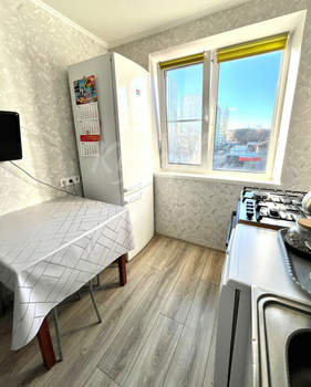 4-к квартира, вторичка, 61м2, 5/5 этаж