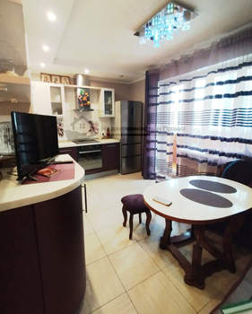 2-к квартира, вторичка, 69м2, 4/10 этаж
