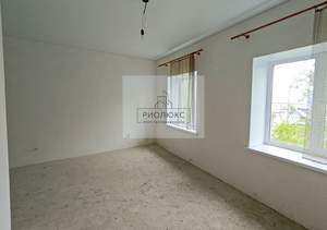 Студия квартира, вторичка, 150м2, 1/2 этаж