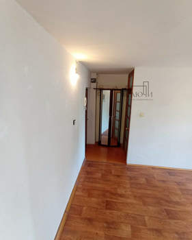 3-к квартира, вторичка, 56м2, 4/5 этаж