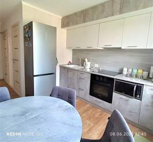 2-к квартира, вторичка, 56м2, 1/10 этаж
