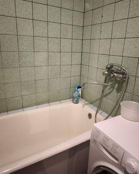 2-к квартира, вторичка, 50м2, 9/9 этаж