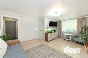 2-к квартира, вторичка, 43м2, 1/1 этаж