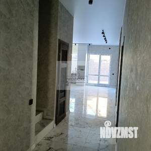 3-к квартира, вторичка, 71м2, 1/1 этаж