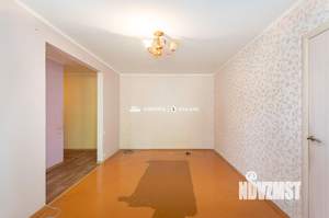 2-к квартира, вторичка, 46м2, 1/4 этаж