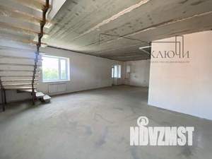 3-к квартира, вторичка, 130м2, 3/3 этаж