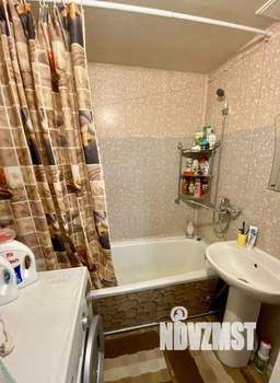 2-к квартира, вторичка, 56м2, 1/9 этаж