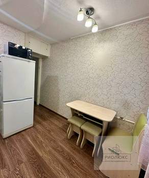 2-к квартира, вторичка, 47м2, 8/9 этаж