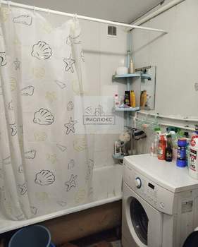 2-к квартира, вторичка, 44м2, 1/5 этаж