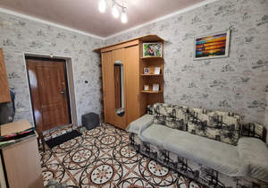 2-к квартира, вторичка, 62м2, 1/3 этаж