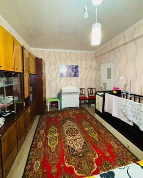 3-к квартира, вторичка, 73м2, 3/3 этаж