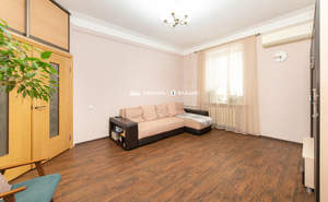 2-к квартира, вторичка, 52м2, 3/5 этаж