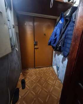 3-к квартира, вторичка, 64м2, 1/9 этаж