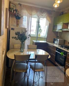 3-к квартира, вторичка, 70м2, 6/9 этаж