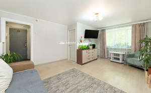 2-к квартира, вторичка, 43м2, 1/1 этаж