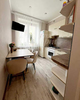 2-к квартира, вторичка, 62м2, 3/5 этаж