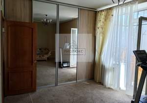 3-к квартира, вторичка, 74м2, 5/5 этаж