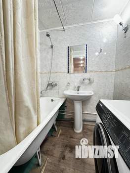 2-к квартира, вторичка, 50м2, 3/11 этаж