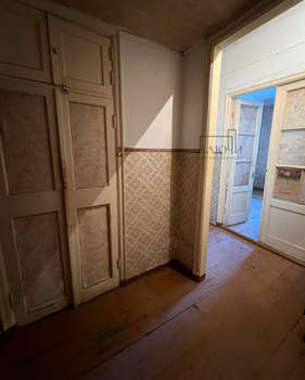 2-к квартира, вторичка, 53м2, 1/3 этаж