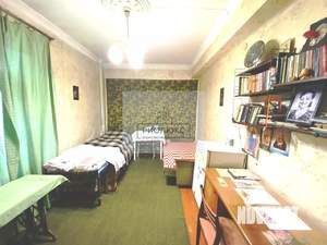 2-к квартира, вторичка, 47м2, 1/4 этаж