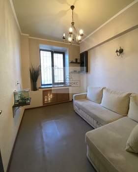 1-к квартира, вторичка, 35м2, 1/5 этаж