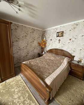 3-к квартира, вторичка, 100м2, 2/2 этаж