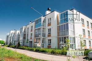 2-к квартира, вторичка, 64м2, 1/3 этаж