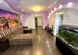 4-к квартира, вторичка, 121м2, 6/10 этаж