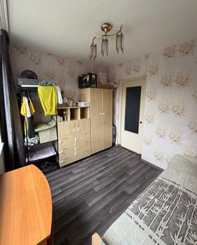 4-к квартира, вторичка, 75м2, 3/9 этаж