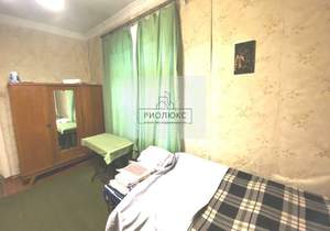 2-к квартира, вторичка, 47м2, 1/4 этаж