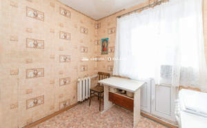 2-к квартира, вторичка, 42м2, 4/4 этаж