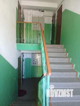 4-к квартира, вторичка, 60м2, 5/5 этаж