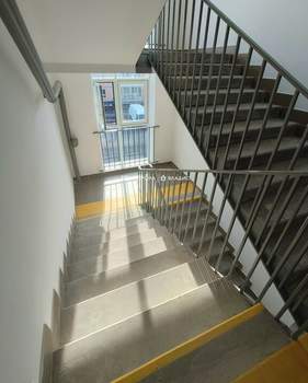 2-к квартира, вторичка, 61м2, 3/3 этаж