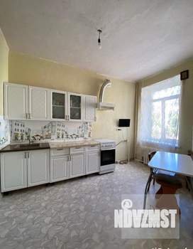 2-к квартира, вторичка, 68м2, 2/2 этаж