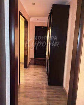 3-к квартира, вторичка, 65м2, 9/9 этаж