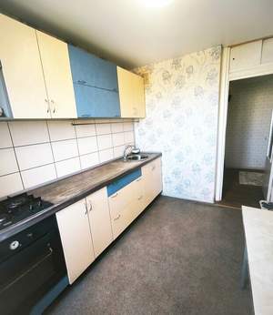 3-к квартира, вторичка, 65м2, 8/9 этаж