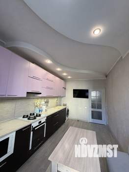 2-к квартира, вторичка, 65м2, 1/3 этаж