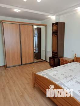 4-к квартира, вторичка, 132м2, 3/6 этаж