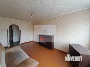 2-к квартира, вторичка, 40м2, 5/5 этаж