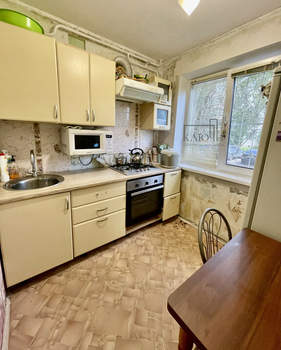 3-к квартира, вторичка, 61м2, 1/5 этаж