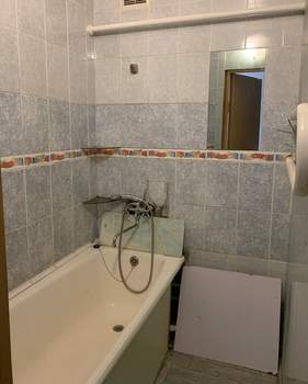 2-к квартира, вторичка, 44м2, 1/12 этаж