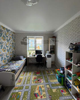 2-к квартира, вторичка, 64м2, 1/3 этаж