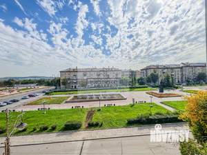 2-к квартира, вторичка, 48м2, 4/4 этаж