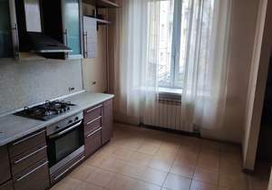 2-к квартира, вторичка, 52м2, 2/5 этаж
