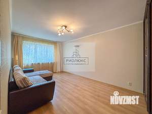 3-к квартира, вторичка, 62м2, 1/5 этаж
