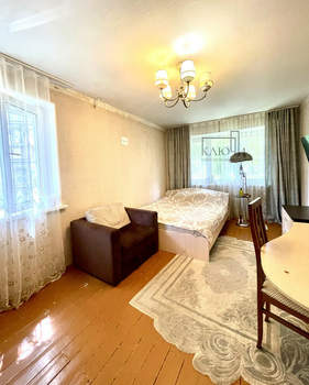3-к квартира, вторичка, 61м2, 1/5 этаж