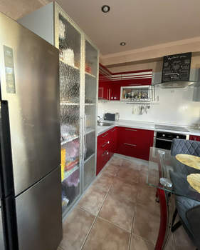 2-к квартира, вторичка, 55м2, 1/5 этаж