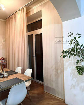 4-к квартира, вторичка, 104м2, 5/5 этаж