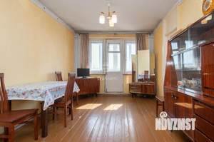 3-к квартира, вторичка, 57м2, 5/5 этаж