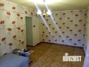 2-к квартира, вторичка, 43м2, 1/4 этаж